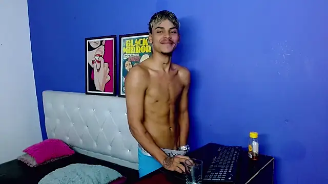 Angel_foxc13 live