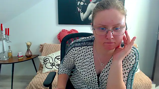 IrenneBates live
