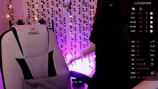 LinaBlossom_ live