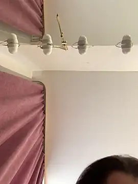 MiraMiss live