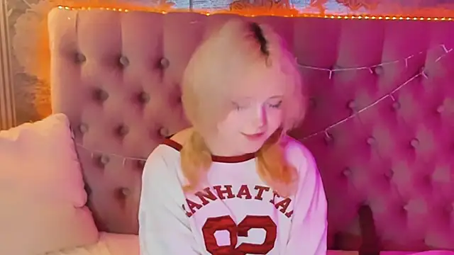 EmilyAngells live
