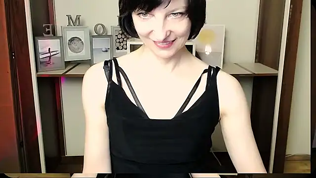 _AngeliaFlow_ live