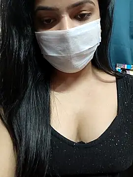 Ashley-Belth live