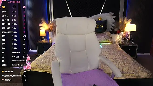 AmberDismond live