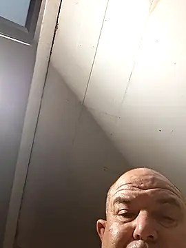 hesjustafriend live