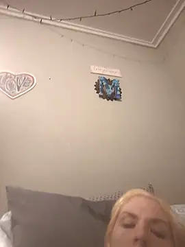 fuckinaroundandfindinout live