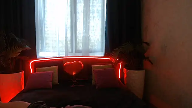 ModelGyrl live