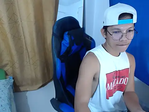 holly_oreo live