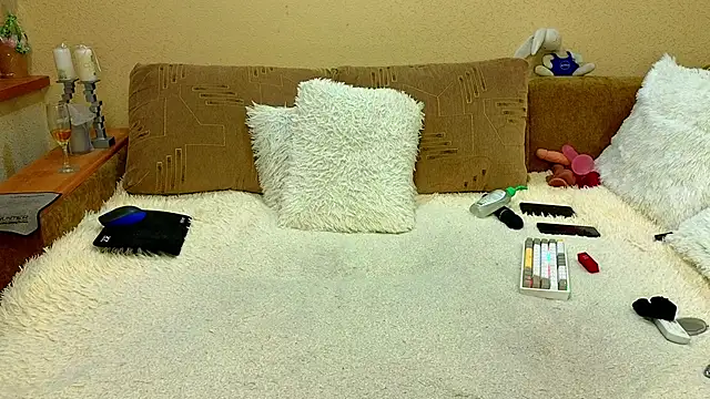 YourQueenX live