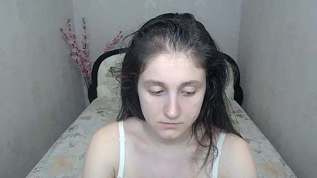 Holliy_Cooper live