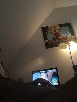 Yes_I_am_straight live