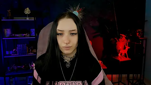 MonicaLowes live