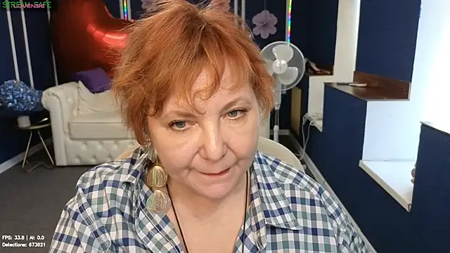 Kira_Kenett live