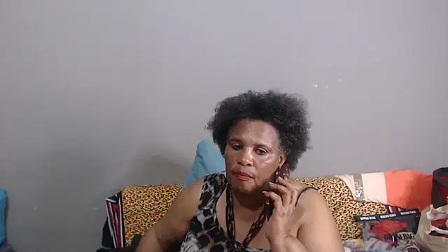 GrandBustyMelon live