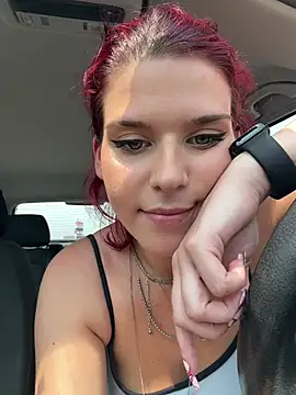 RiriRoseey live