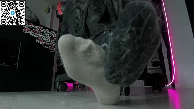 Holy_Mistress_S live