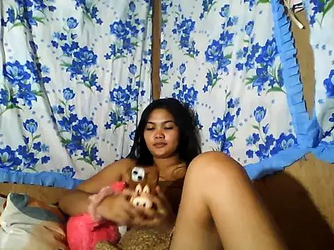 PinaySkinnyJust18 live