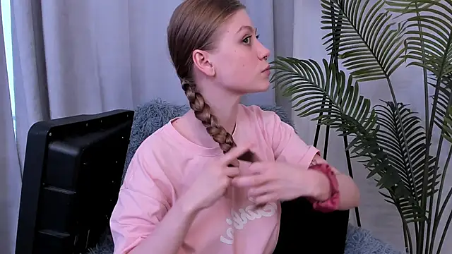 IdaliaKinnick live