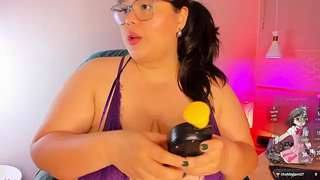 Nyra_Moon live