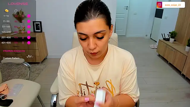 EveEvian live