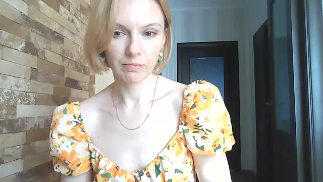 AdelleLovee_ live