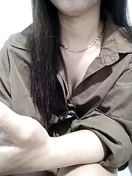 Emilysexy_cut live