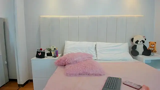 Anny_bakers_ live
