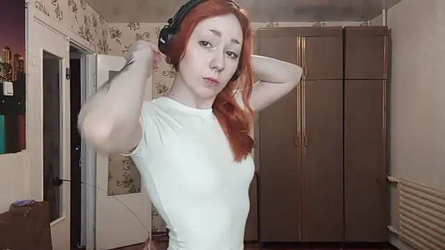 YaniraHeneisen live