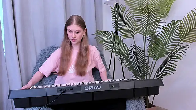 IdaliaKinnick live