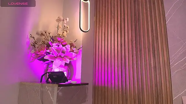 ariana_jhonson1 live