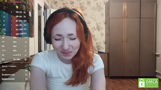 YaniraHeneisen live