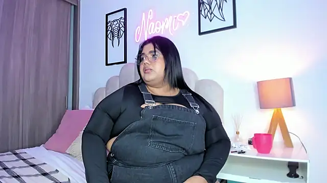 NaomiAsha live