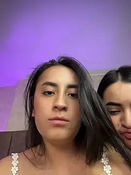 Antonella_Julieta live