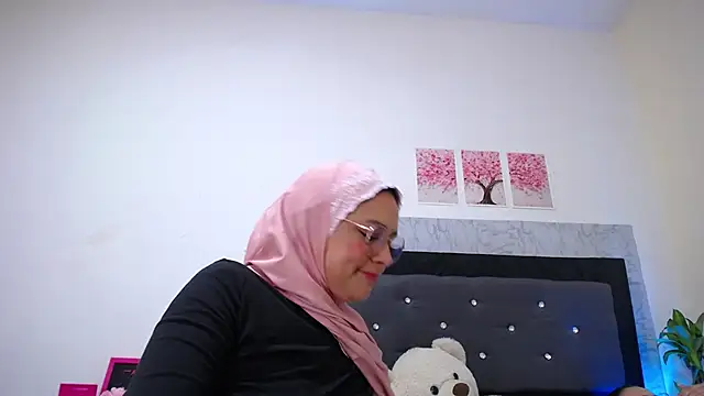 alia_asad live