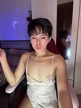 Plaxxxtique live