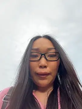 trytomakememoam live