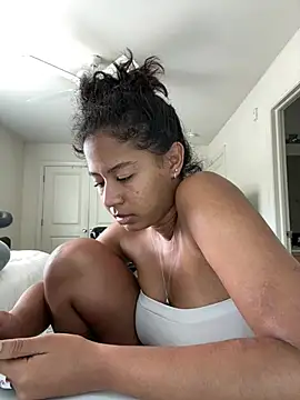 AshleyLoveee live
