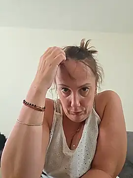 Wisie_Cutie live