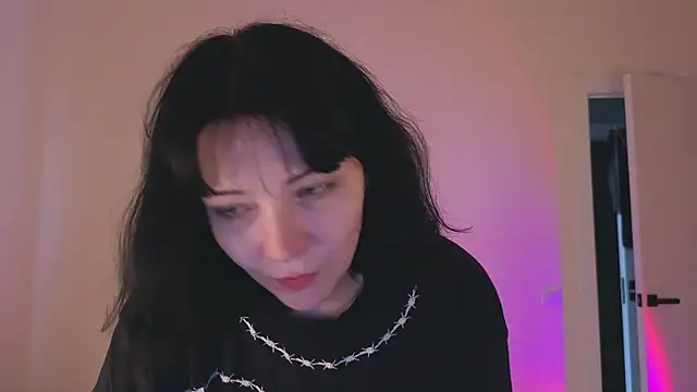 Doll_lira live