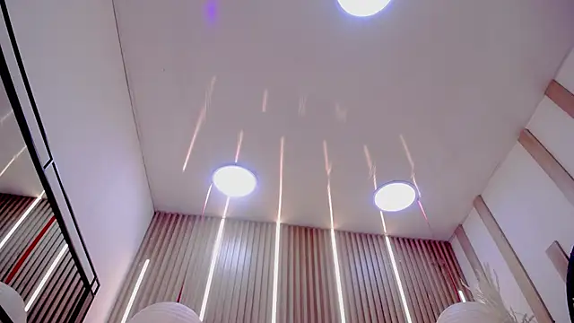 Velvet_Curly live