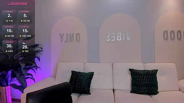 ValeriaRoldanX live