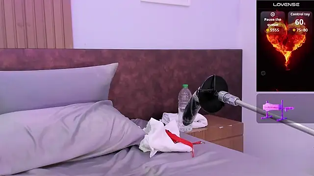 Issys_milf live