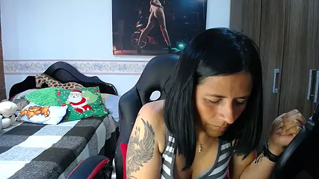 sharoon_cheerry live