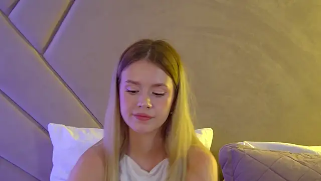 MilanaBalmain live