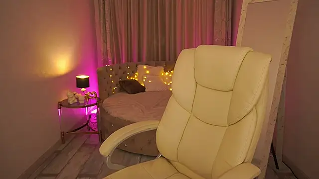 DevilishCandy live
