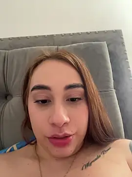 Devora222_ live