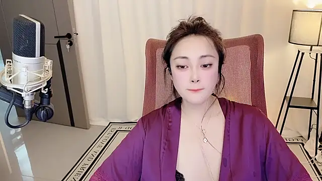 Daisy-77 live