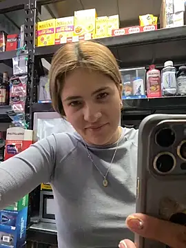 Andrea_19blonde live