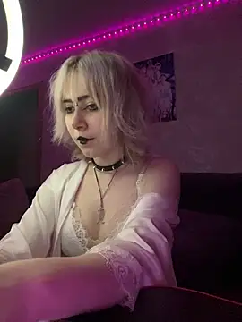 Sindy_Lou live