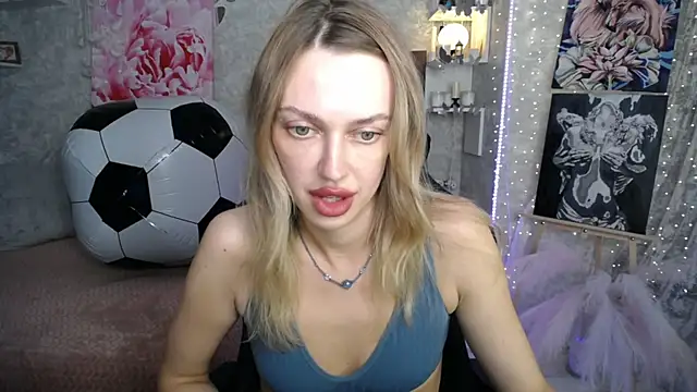 NickyAdamidi live
